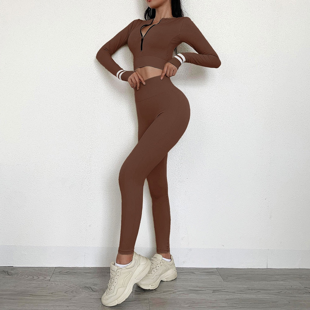 Seamless Sets Women Yoga Sets Sports Long Sleeve Suit with Zipper Coat and High Waisted Sports Pants Khaki Sets Active Wear