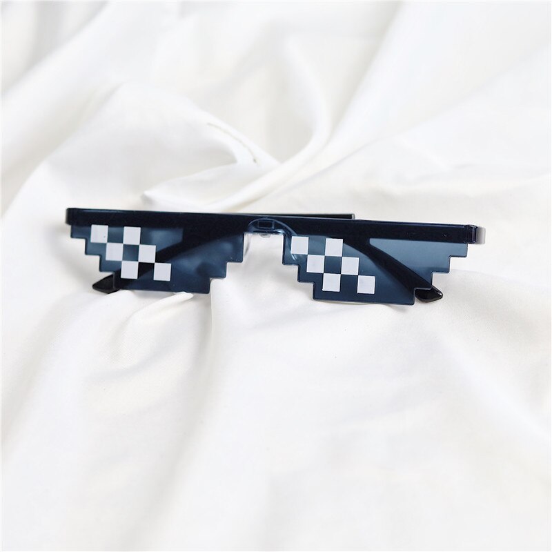 Spy X Family Glasses Sunglasses Eyewear Anime Cosplay Decor Props Creative Unisex Fashion Halloween Party Accessories